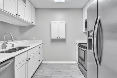 21 Plantation Dr #205, Vero Beach, FL 32966