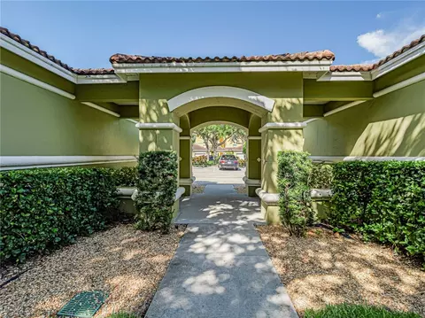 5095 Fairways Cir #I303, Vero Beach, FL 32967