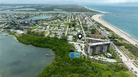 741 Hernando St, Hutchinson Island, FL 34949