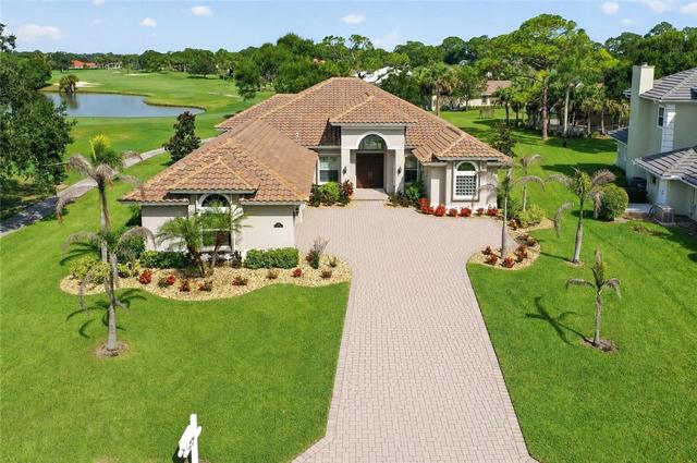 9431 Meadowood Dr, Fort Pierce, FL 34951