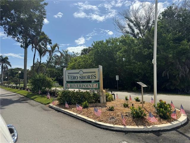 1954 5th Ave SE, Vero Beach, FL 32962
