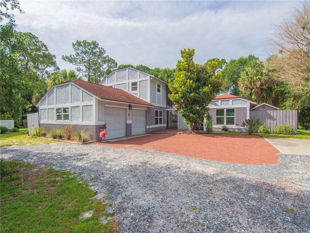 5855 34th St, Vero Beach, FL 32966