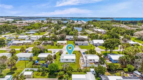 1441 4th Ave, Vero Beach, FL 32960