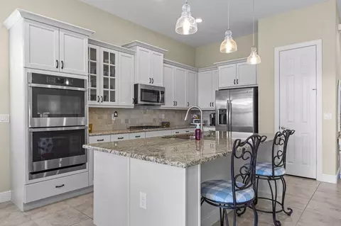 1143 4th Ln SW, Vero Beach, FL 32962