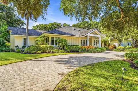 1755 Pelican Way, Vero Beach, FL 32963