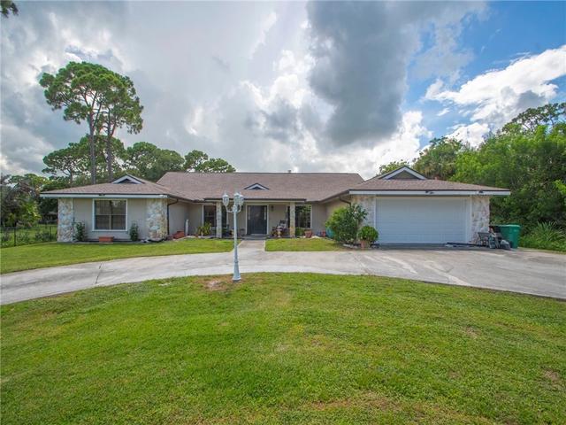 5101 Deer Run Dr, Fort Pierce, FL 34951