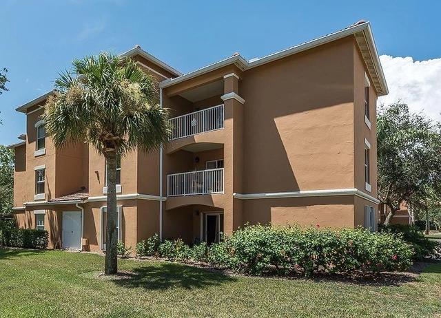 5080 Fairways Cir #202, Vero Beach, FL 32967