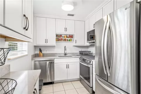 47 Vista Gardens Trl #203, Vero Beach, FL 32962