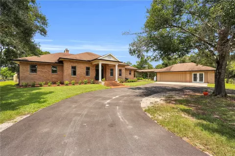 2385 66th Ave SW, Vero Beach, FL 32968