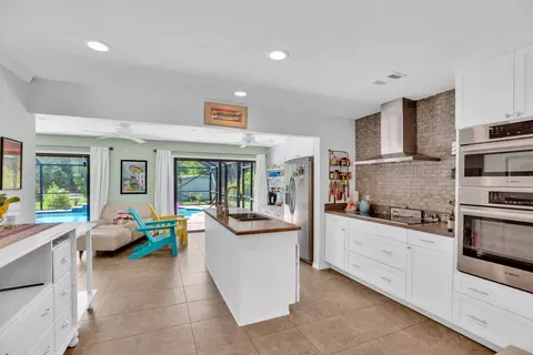 7685 134th St, Sebastian, FL 32958