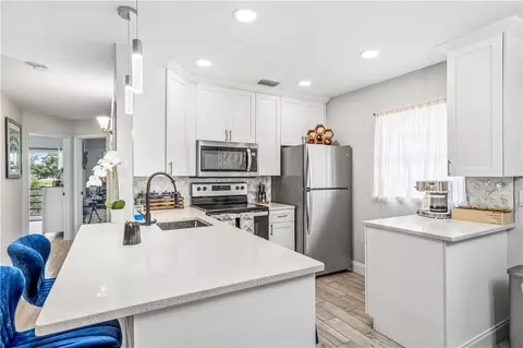 6 Vista Palm Ln #206, Vero Beach, FL 32962