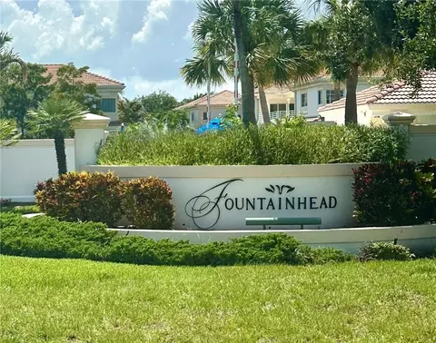524 7th Sq #102, Vero Beach, FL 32962