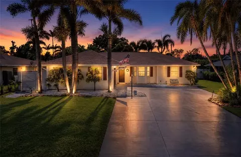 175 9th Ct, Vero Beach, FL 32962