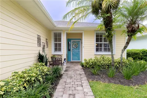 1895 Hawthorne Dr, Vero Beach, FL 32962