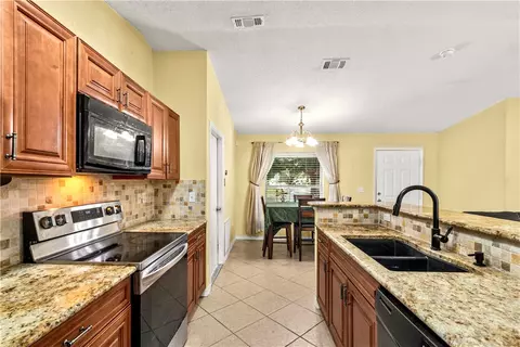 1335 23rd St SW, Vero Beach, FL 32962