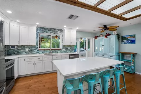 Kitchen - 3955 Fooshe Ave, Micco, FL 32976 photo 7 of 8