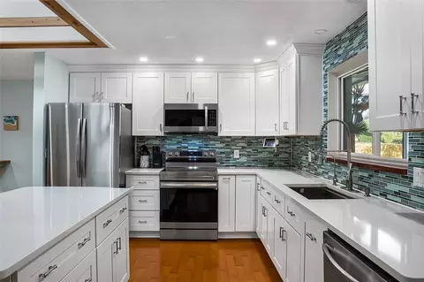 Kitchen - 3955 Fooshe Ave, Micco, FL 32976 photo 8 of 8