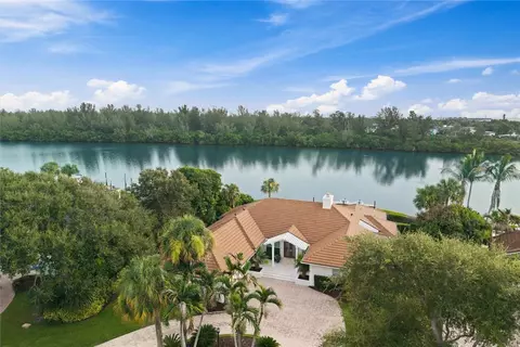 29 Cache Cay Dr, Vero Beach, FL 32963