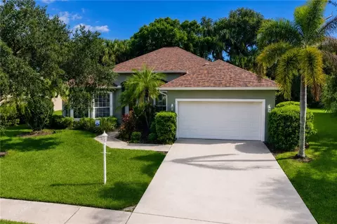 5135 E 1st Sq SW, Vero Beach, FL 32968