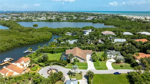 2100 Seminole Shores Ln, Vero Beach, FL 32963