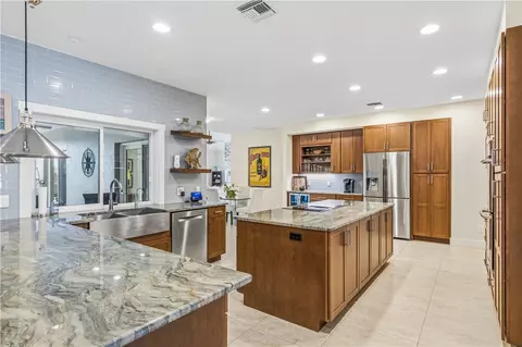 2100 Seminole Shores Ln, Vero Beach, FL 32963
