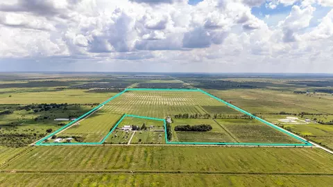 825 118th Ave, Vero Beach, FL 32966