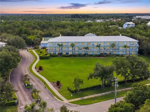 13570 Mystic Dr #204, Sebastian, FL 32958