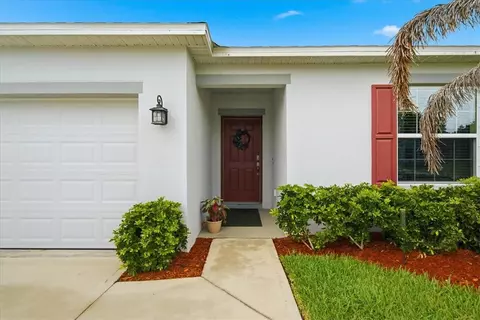 501 Alminar Ave SE, Palm Bay, FL 32909