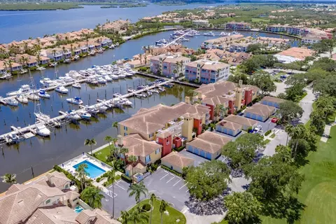 5540 N Harbor Village Dr #204, Vero Beach, FL 32967