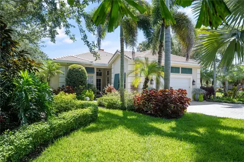 916 Cove Point Pl, Vero Beach, FL 32963