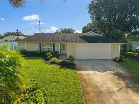 146 14th Ave, Vero Beach, FL 32962