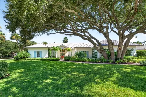911 Holoma Dr, Vero Beach, FL 32963