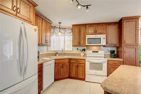 7698 Fox Hunter Cir #0, Micco, FL 32976 photo 17