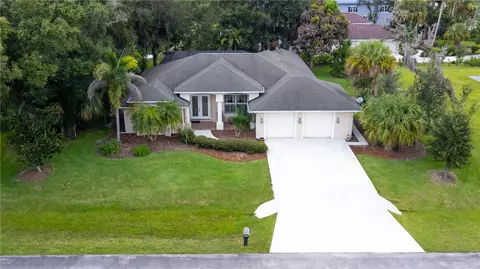 2108 Winding Creek Ln, Fort Pierce, FL 34981