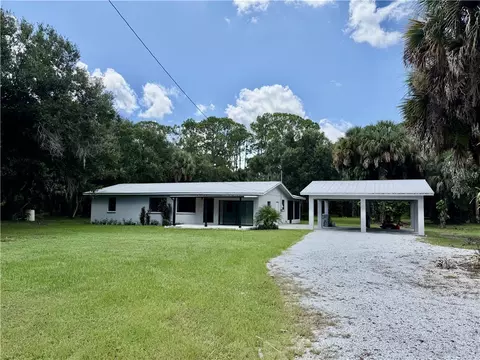 7025 45th St, Vero Beach, FL 32967
