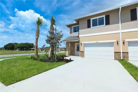 1870 Joyful Cir, Fort Pierce, FL 34947