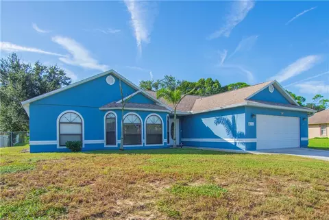 334 Joy Haven Dr, Sebastian, FL 32958