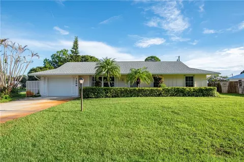 1666 5th St, Vero Beach, FL 32962