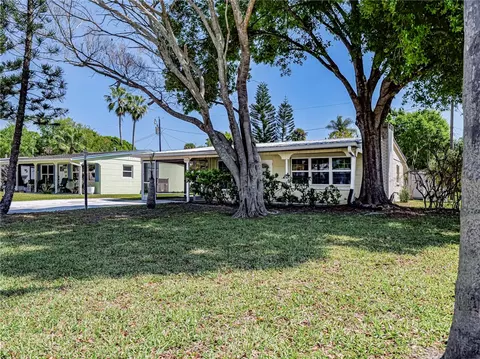 1620 5th Ave, Vero Beach, FL 32960