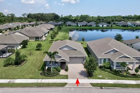 6180 Red Maple Mnr, Vero Beach, FL 32966
