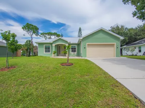 664 Beard Ave, Sebastian, FL 32958