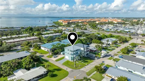 1181 Binney Dr, Hutchinson Island, FL 34949