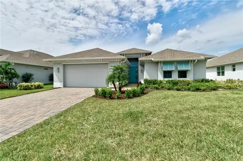 6405 High Pointe West Way, Vero Beach, FL 32967
