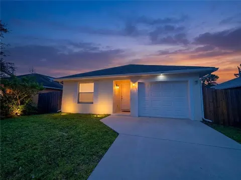 1240 12th Ave SW, Vero Beach, FL 32962