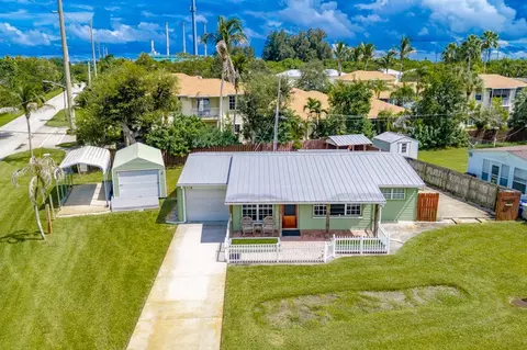 1790 5th Ave, Vero Beach, FL 32960