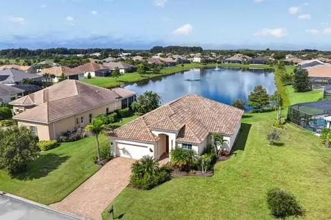 4800 Four Lakes Cir SW, Vero Beach, FL 32968