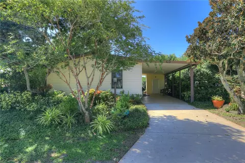 559 Marlin Cir, Barefoot Bay, FL 32976
