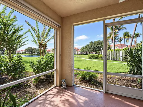 1550 S 42nd Cir #112, Vero Beach, FL 32967