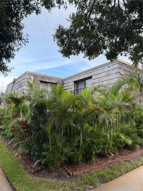 360 S Waverly Pl #6A, Vero Beach, FL 32960