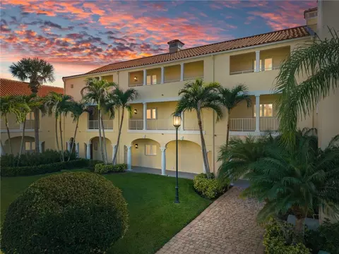 5080 Harmony Cir #204, Vero Beach, FL 32967